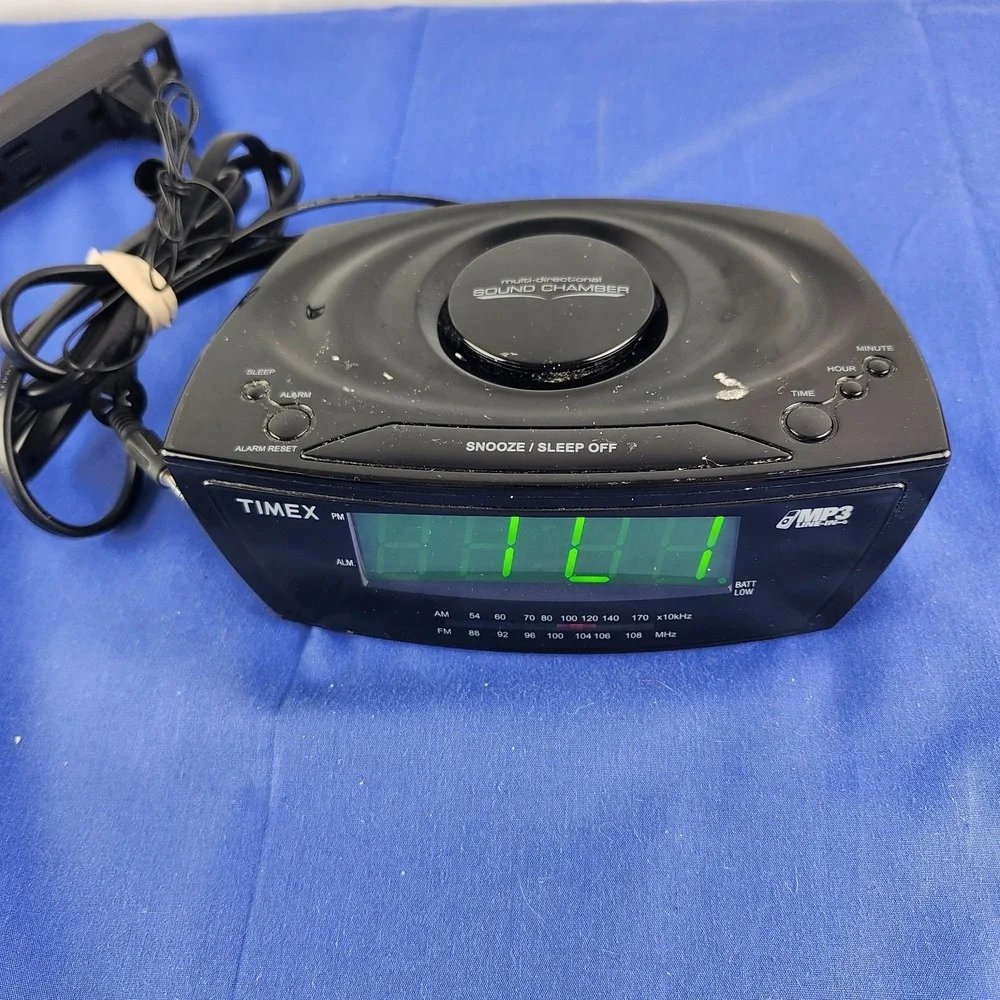 Timex T227BQ‎ Alarm Clock Radio Large Display-Black With MP3 Player Works Great